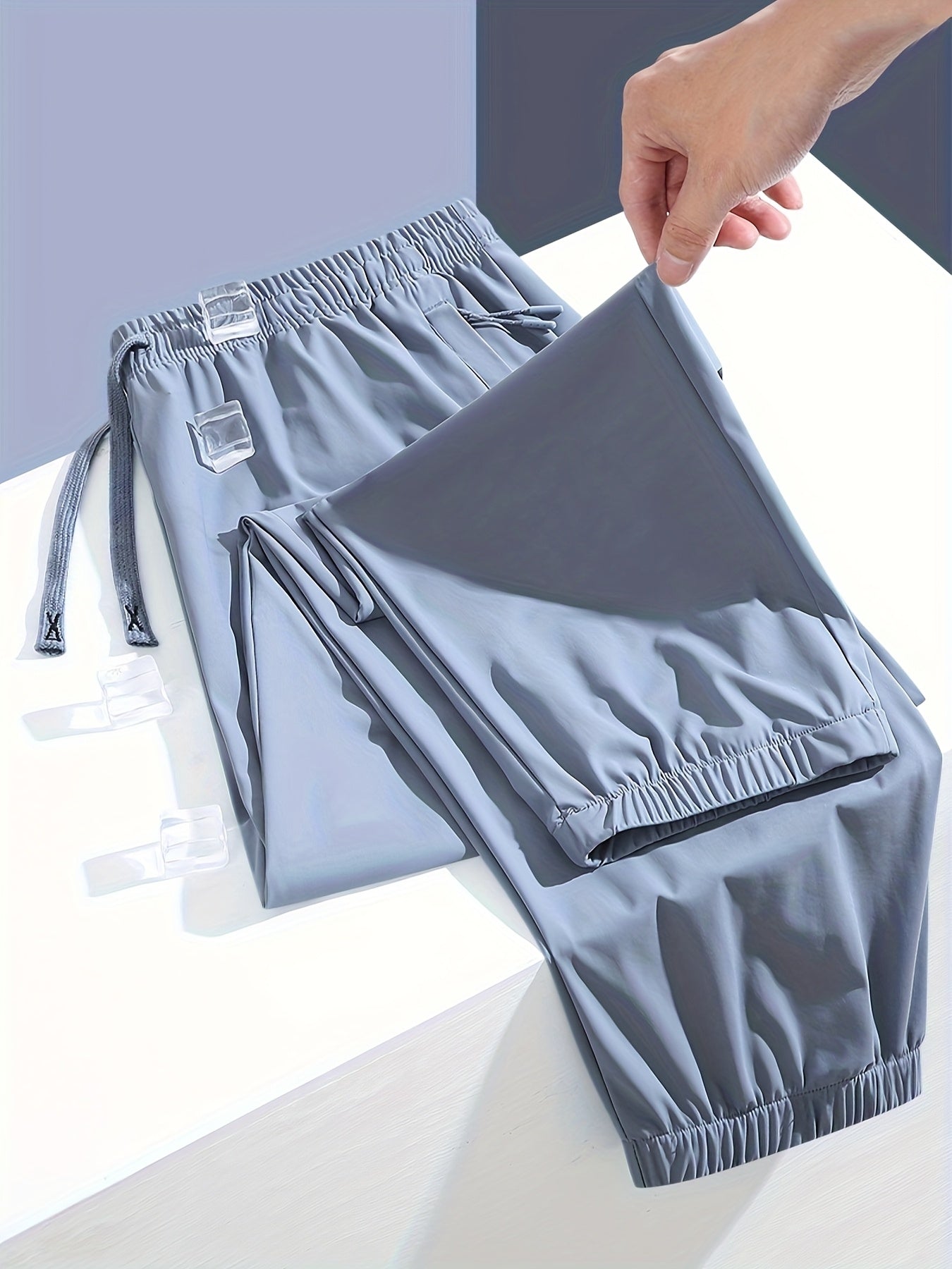 Women's Fashion Casual Pants, Cool and Soft Against the Skin, Breathable and Non-stuffy, Made with Nylon and Spandex Fabric, Fabric Weight 150, Machine Washable but Not Dry Cleanable, Elastic Cuff Design, Stylish Pocket Design for Convenience